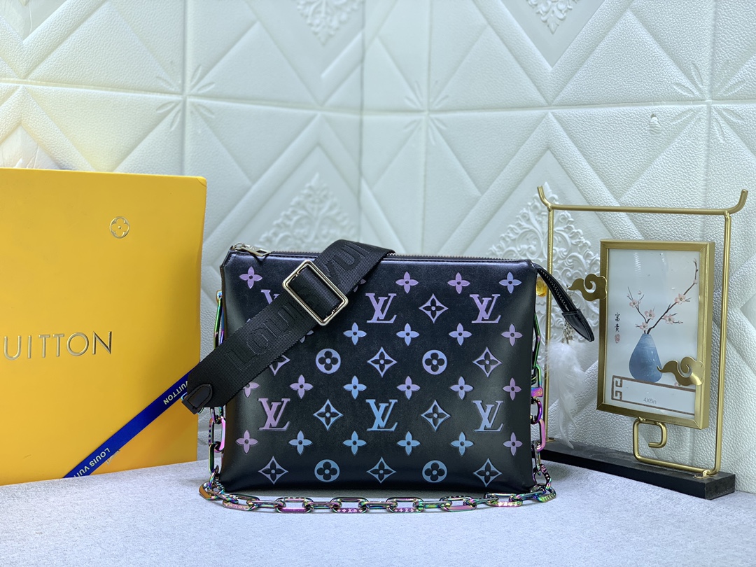 海外発送(10-15日にお届け)  LOUIS VUITTON レディース  バッグ 26 x 20 x 12CM