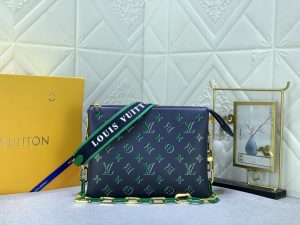 海外発送(10-15日にお届け)  LOUIS VUITTON レディース  バッグ 26 x 20 x 12CM